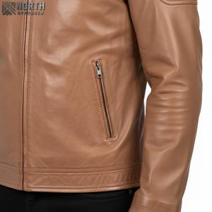 2025 nouveau Design brillant noir coupe ajustée peau de vache veste en cuir avec fermeture éclair des deux côtés pour hiver Bomber veste personnalisée - Product Image 5