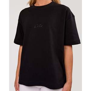 เสื้อยืดทรงสี่เหลี่ยม Progression Super Heavyweight สีดำ 220gsm พิมพ์ดิจิตอลและสกรีน - Product Image 3