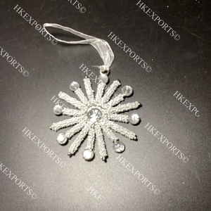 Ornement de Noël en velours fait main en forme de flocon de neige, décoration suspendue de 4 pouces, style traditionnel, artisanat perlé, fournitures de fête, cadeau - Product Image 2