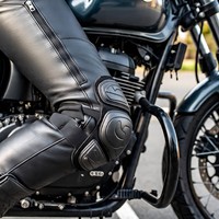 Combinaison de course en cuir de moto noire pour dames sur mesure, taille personnalisée, logo brodé et motifs d'impression uniques