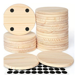 Dessous de verre pour tasse à café en bois rond de style classique personnalisable Design unique en noyer Tapis et tampons en bois classiques - Product Image 1