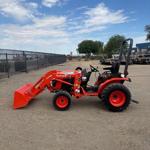 Tractor Agrícola Orange B2401 4WD de 20 HP con Transmisión por Engranajes y Cargador Frontal para Uso Agrícola y de Construcción, Garantía de 3 Años - Product Image 2