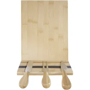 Planche à découper magnétique en bambou Mancheg durable, outils à fromage pour un merchandising haut de gamme - Product Image 4