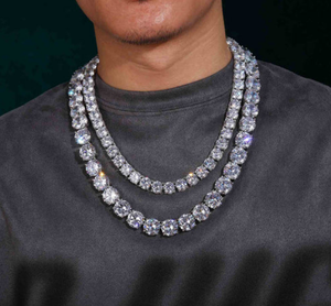 Pendentif en Moissanite Or Rose et Argent Sterling, Coupe Princesse, Forme Dessin Animé, Style Hip Hop, avec Sertissage en Canal et Breloques - Product Image 3