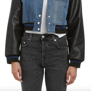 Chaqueta corta universitaria para mujer con diseño de logotipo bordado personalizado/Chaqueta corta universitaria cómoda de talla adulta para mujer - Product Image 3