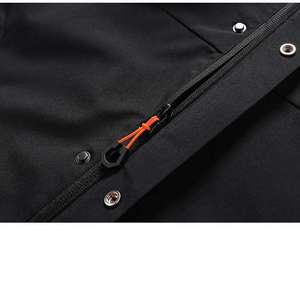 Personnaliser le style et la conception Streetwear Polyester Softshell imperméable Sports de plein air course coupe-vent veste de pluie pour hommes - Product Image 6