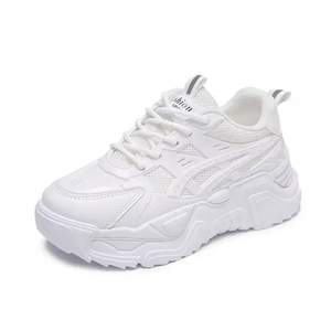 YIUY787 2026 Chaussures de sport décontractées pour femmes à lacets, nouvelle collection printemps, couleur unie, maille respirante, coupe basse, semelle intermédiaire en EVA, semelle extérieure en caoutchouc épaisse - Product Image 1