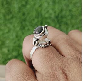 Message secret Bague en onyx noir en argent sterling 925 Boîte cachée Bague d'amour Cadeau pour femme Bague en argent faite à la main - Product Image 1