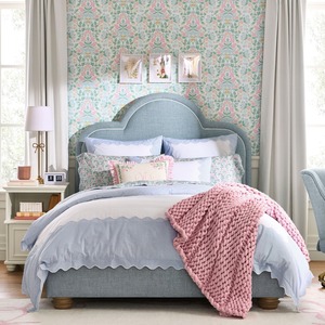 Lámpara de mesa de latón vintage moderna con acento de nudo de lazo y pantalla de tela blanca elegante iluminación de mesita de noche - Product Image 5