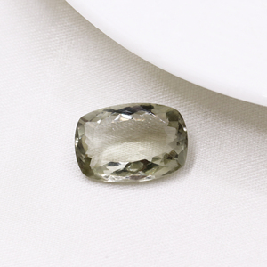 พลอยอะมีทิสต์สีเขียวธรรมชาติทรงคุชชั่นคุณภาพสูง ได้รับการรับรองจาก GIA สำหรับทำเครื่องประดับ เหมาะสำหรับเป็นพลอยประจำเดือนกุมภาพันธ์ - Product Image 1