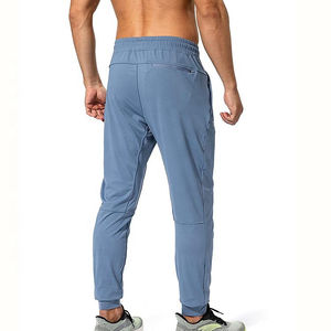 Pantalons pour hommes au design simple, conçus pour le confort, la flexibilité, la durabilité et un style décontracté quotidien sans effort. - Product Image 2