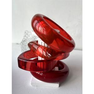 Stylish Modern Resin Bangles for Ladies with Smooth Texture Waterproof Custom Colors Fashion Accessory for Daily Occasion Use - Product Image 1