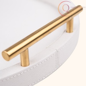 Plateau de service en bois massif de style classique, durable, avec une fabrication de qualité supérieure pour les maisons de luxe, les hôtels et les restaurants - Product Image 3