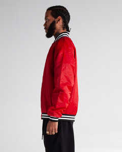 Veste universitaire en polyester en nylon décontracté très exigeant Produit fiable Nouveaux manteaux de vêtements d'extérieur universitaires de sport arrivés - Product Image 2