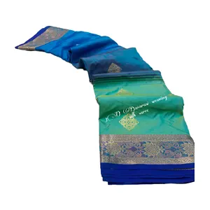 Saree de aspecto tradicional de diseñador indio, Material de seda pesado con blusa