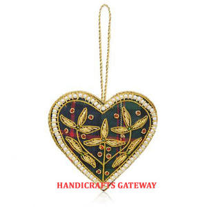 เครื่องประดับคริสต์มาสรูปหัวใจสีเขียวสำหรับตกแต่งงานปักลูกปัด zari - Product Image 1