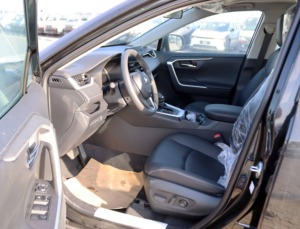 Toyota RAV4 2023 Económico con Volante a la Izquierda/Derecha - Product Image 6