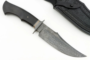 Personalizado hecho a mano San Mai Damasco acero pluma patrón hoja mango de madera negra caza Bowie cuchillo Camping cuchillo cuchillos al aire libre - Product Image 5
