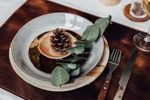 แผ่นรองหนังแท้หรูหราเป็นมิตรต่อสิ่งแวดล้อมคุณภาพสูงสำหรับโต๊ะอาหารร้านอาหารแผ่นรองกันลื่นทนทานซักได้กันน้ำ - Product Image 4