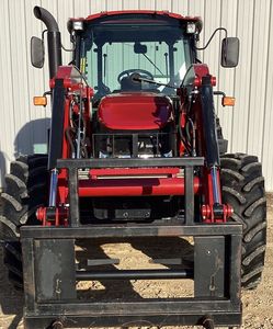 Compre Tractor Case IH ahora con precio al por mayor Máquina agrícola de servicio pesado En stock Para entrega rápida Tractor para la venta - Product Image 1