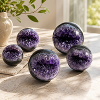 Sphère de géode d'améthyste polie à bouche ouverte, boule de cristal violet drusy pour décoration de bureau, étagère ou salle de méditation