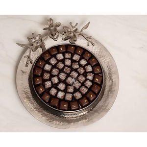 ถาดกลมทำจากโลหะสำหรับตกแต่งโรงแรมถาดช็อคโกแลตเคลือบเงินดีไซน์แฟนซีถาดตกแต่งโรงแรม - Product Image 2