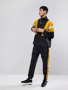 Chaquetas de manga larga con cremallera de secado rápido, conjuntos de pantalones cortos cortavientos, ropa de calle con logotipo personalizado para hombres, chándales de alta calidad 2025 - Product Image 2