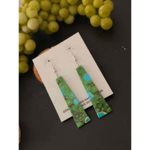 Pendientes Colgantes de Plata de Ley con Turquesa Verde Mohave Navajo y Diseño Geométrico de Losa - Product Image 3