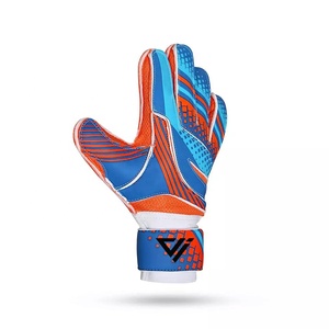 Gants de gardien de but pour hommes en cuir super doux et confortables, personnalisables, de haute qualité, respirants, antidérapants, avec sangle de poignet réglable et crochet - Product Image 5
