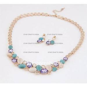 Nouvelle arrivée coloré résine perle grosse bohême chandail chaîne colliers bijoux en bois collier de perles pour les femmes - Product Image 5