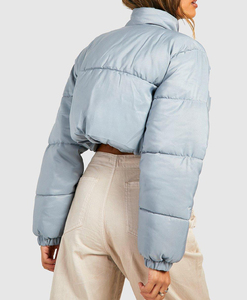 Vente en gros de bouffantes d'hiver pour femmes en vrac Vêtements d'extérieur rembourrés isolés élégants, manteaux chauds et légers, fournisseur de vêtements de mode - Product Image 5