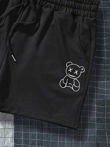 Short cargo personnalisé Manfinity Short athlétique à imprimé ours avec cordon de serrage à la taille pour hommes - Product Image 6