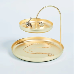 Support de chocolat en métal plaqué cuivre avec surface gravée conçue pour les mariages royaux Cadeaux de qualité supérieure et les fêtes de célébration - Product Image 1