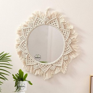 Espejo colgante de pared de macramé bohemio de lujo moderno más vendido, cordón de algodón 100% hecho a mano para uso decorativo en el hogar, precio al por mayor - Product Image 3