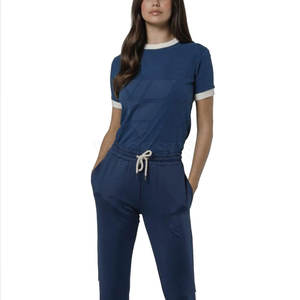 Camiseta de Mujer de Último Diseño 2025, Camiseta de Algodón Informal de Buena Calidad para Mujer en Venta - Product Image 2