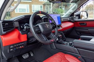 2023 เซควอย่า TRD Pro ไมล์น้อย เครื่องยนต์สมบูรณ์ ระบบเกียร์อัตโนมัติ หลังคาพาโนรามา ไฟ LED พร้อมส่ง - Product Image 2