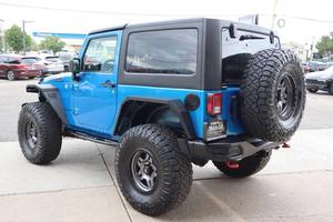Jeep Wrangler Rubicon Hard Rock Sport Utility 2D Estándar 2016 - Product Image 2