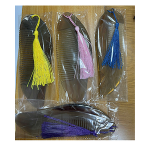 Peigne en corne de boeuf antistatique du Vietnam naturel Peignes de massage en corne de buffle à la mode-Caryln - Product Image 2