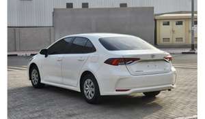 Corolla berline d'occasion 2021-2022, essence, sièges en cuir, caméra arrière 360°, volant à gauche, toit ouvrant panoramique - Product Image 2