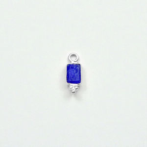 Charme en saphir rectangulaire teinté de haute qualité, fabrication de bijoux minimalistes en argent sterling, vente en gros d'usine - Product Image 1