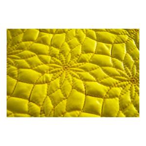 Tissus de matelassage brodés à prix approprié, matériaux de remplissage en Polyester pour vêtements/hôtels produits au Vietnam - Product Image 1