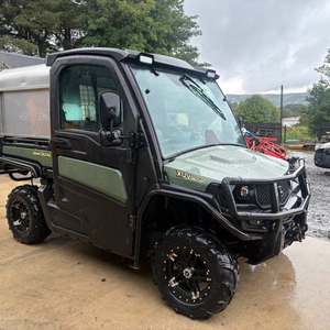 John Deeree Gator XUV865M Diesel in vendita Veicolo utilitario potente progettato per lavori pesanti Prestazioni fuoristrada Uso - Product Image 4