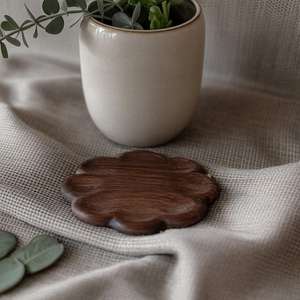 ที่รองแก้วไม้ลายดอกไม้ทำมือ ขัดเงาด้วยมือ - ของตกแต่งโต๊ะที่ให้ความรู้สึกหรูหรา - Product Image 1