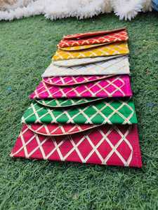 Enveloppes d'argent en soie Gota indiennes traditionnelles Shagun Lifafa pour mariage Eidi Sagan Haldi Mehndi couleurs assorties pochette cadeau faveur - Product Image 4