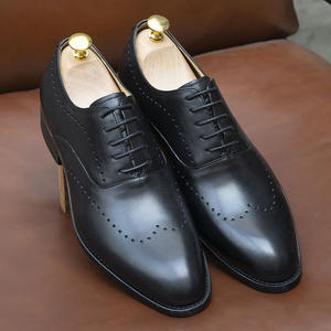 Zapatos de vestir de cuero para hombre de alta calidad, antiarrugas, impermeables, fáciles de limpiar, duraderos, para oficina y bodas. - Product Image 3
