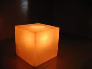 Handmade Pink Crystal Salt <b>Candle</b> Holder <b>Square</b> Shape with Wired Carving for Love Style Natural Decoration - Product Image 3