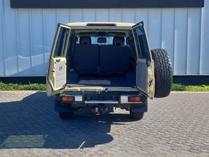 ACHETEZ-LE MAINTENANT ! OFFRE DE VENTE AUX ENTIÈREITUATIONS POUR Land Cruiser 76 2.8 GD-6 V'X SW Auto 2025/2026 – Véhicules d'occasion en bon état pour usage général - Product Image 6