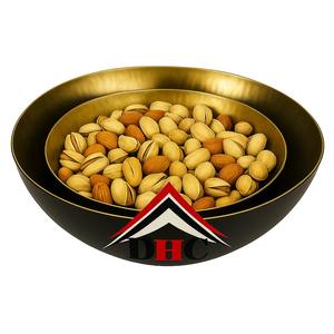 Bol de service en métal américain couleur or parfait pour présenter des chocolats, des bonbons et une vaisselle élégante avec une touche luxueuse - Product Image 1