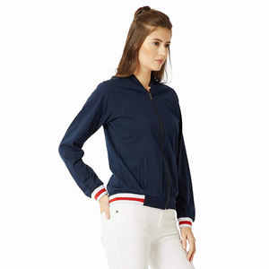 Chaqueta Bomber larga personalizada para mujer Color sólido Cuello redondo Cremallera Relleno de algodón transpirable Diseño teñido liso de moda-Alta calidad - Product Image 3