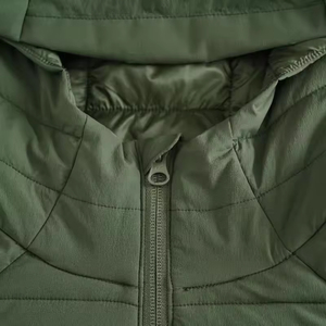 Abrigo de Plumón con Capucha para Hombre, Ecológico, de Lana, Color Verde Oliva, Acolchado, con Cierre Frontal, Corte Regular, Estilo Casual, Color Sólido - Product Image 4